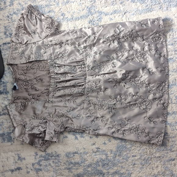 Blouse - Picture 1 of 1